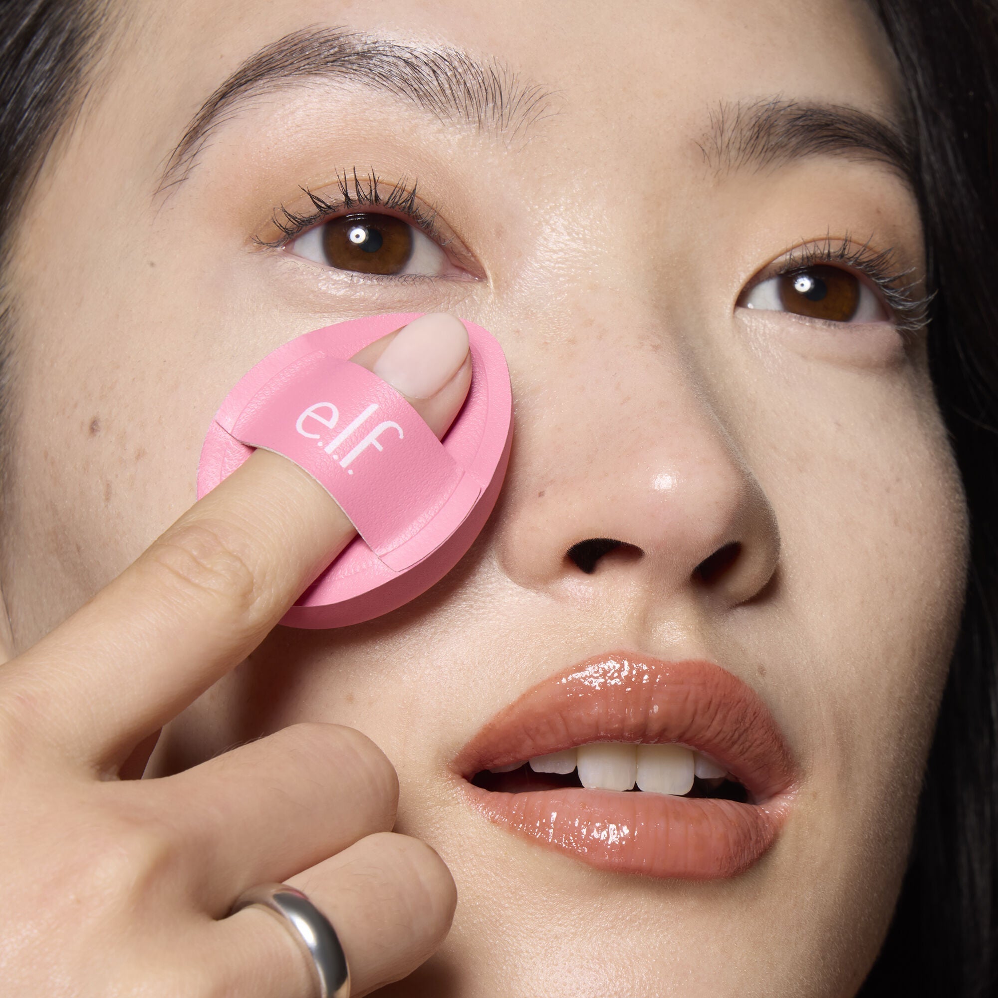 Pillow Puff Concealer Sponge